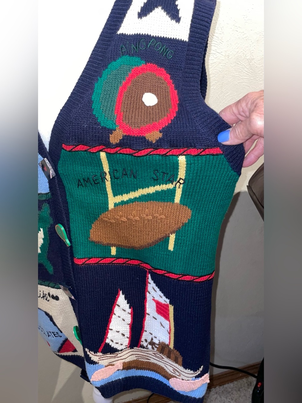 Eagle’s Eye Women Size M Vintage 1995 Sweater Vest Gump Life Is Like Chocolates - Picture 4 of 10